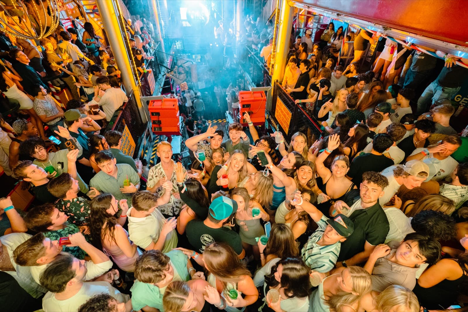 El Squid Roe packed dance floor at night in Cabo San Lucas