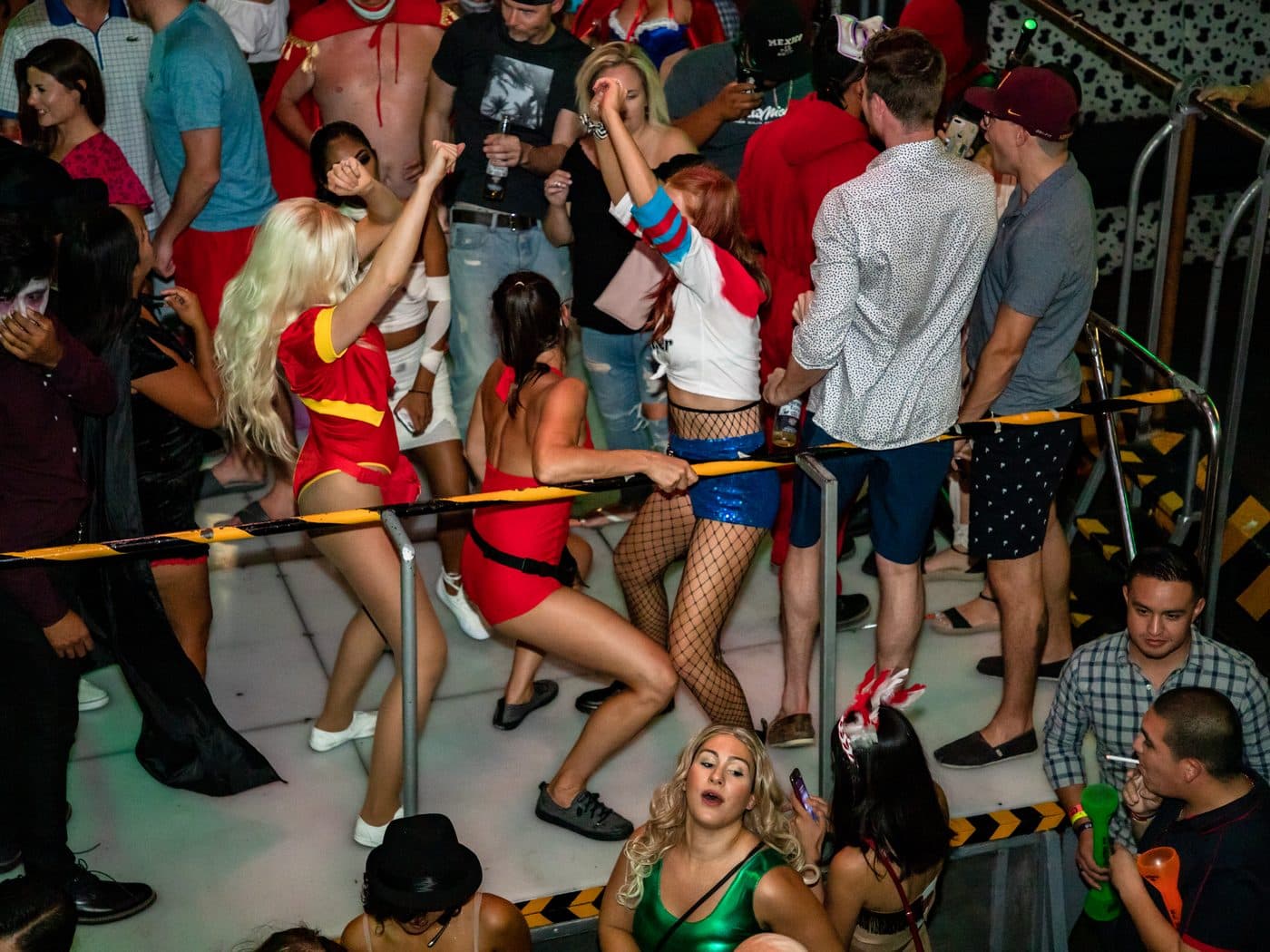 Halloween party at El Squid Roe Cabo San Lucas — photo 9