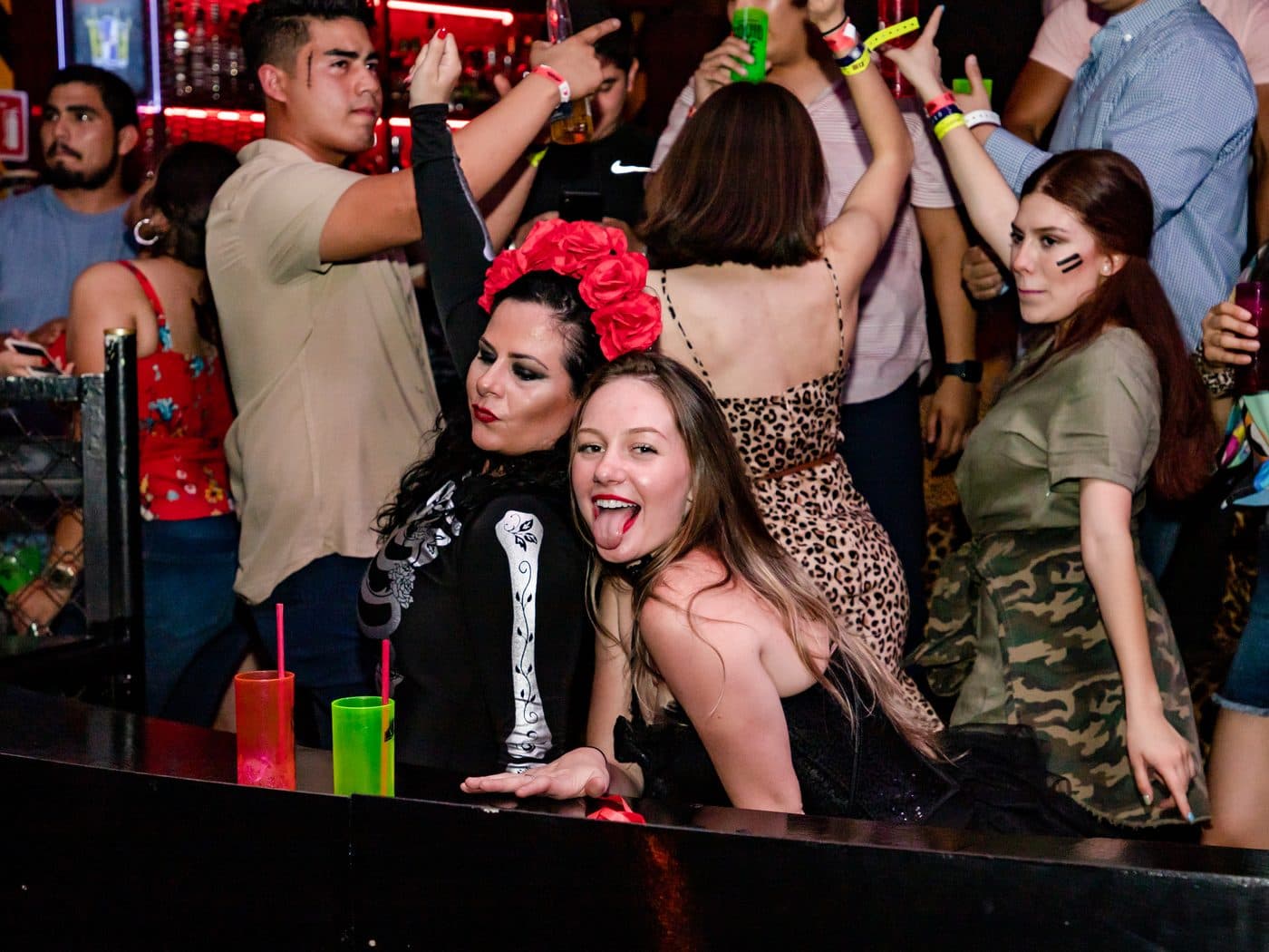 Halloween party at El Squid Roe Cabo San Lucas — photo 6