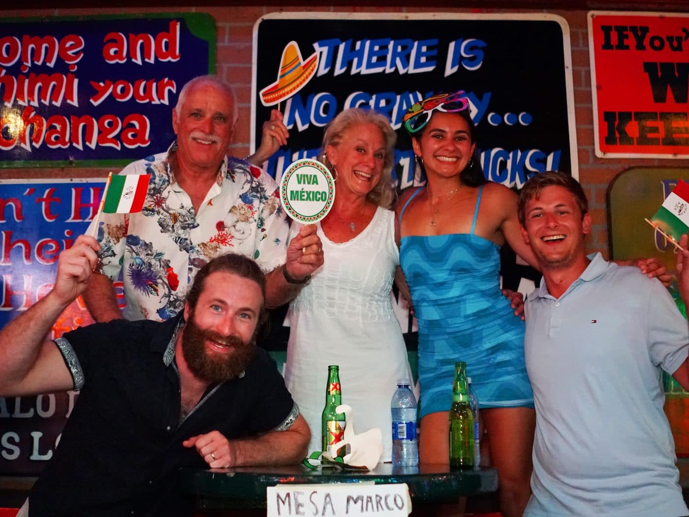 Viva México and El Grito celebration at El Squid Roe Cabo San Lucas — photo 4